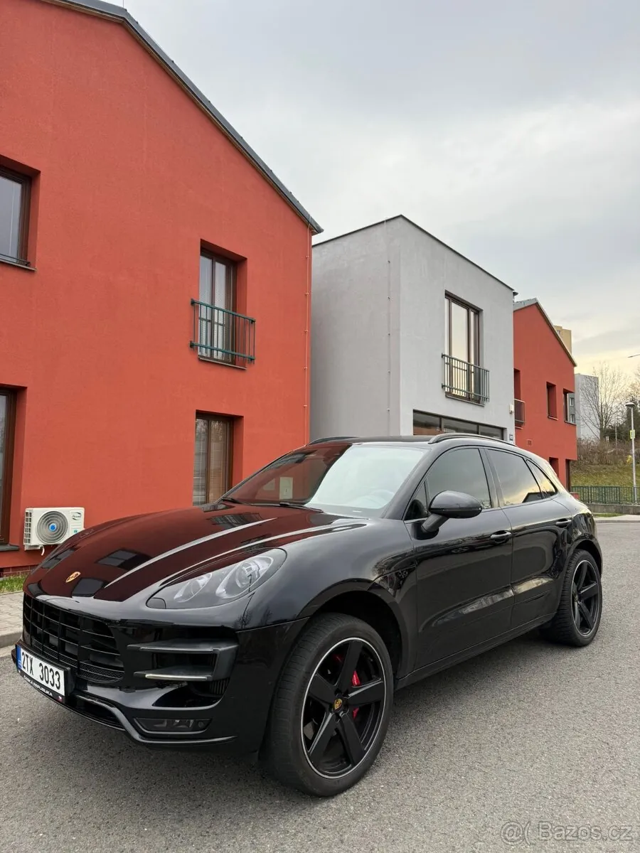 Porsche Macan Turbo