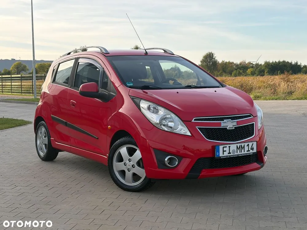 Chevrolet Spark 2010 photo 2