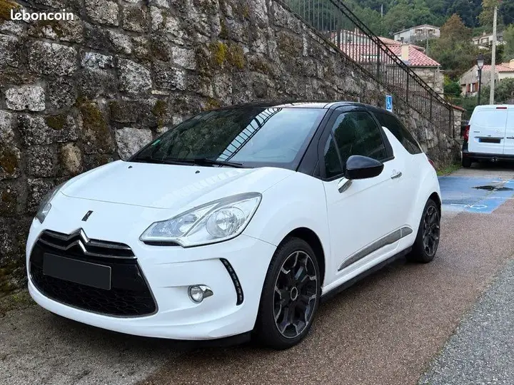 Citroen Ds3 2012 photo 3
