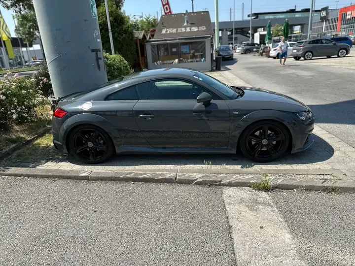 Audi Tt 2015 photo 2