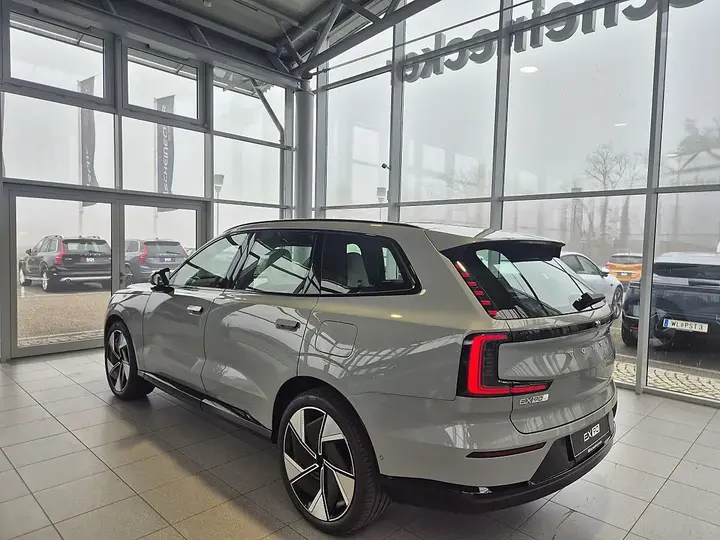 Volvo Ex90 2026 photo 3