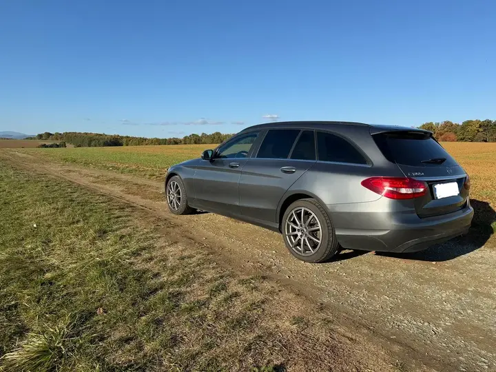 Mercedes-Benz C-Class 2016 photo 2