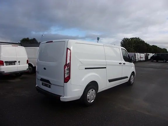 Ford Transit Custom 300L 2022 photo 2
