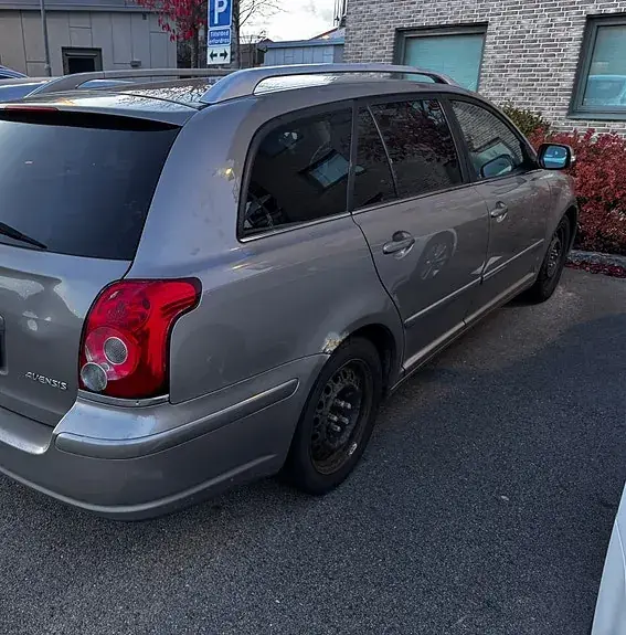 Toyota Avensis 2007 photo 4