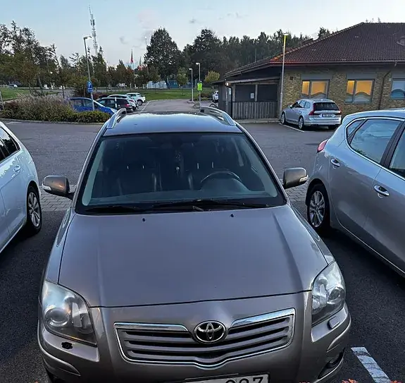 Toyota Avensis 2007 photo 5