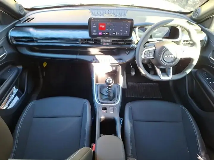 Jeep Avenger 2026 photo 3