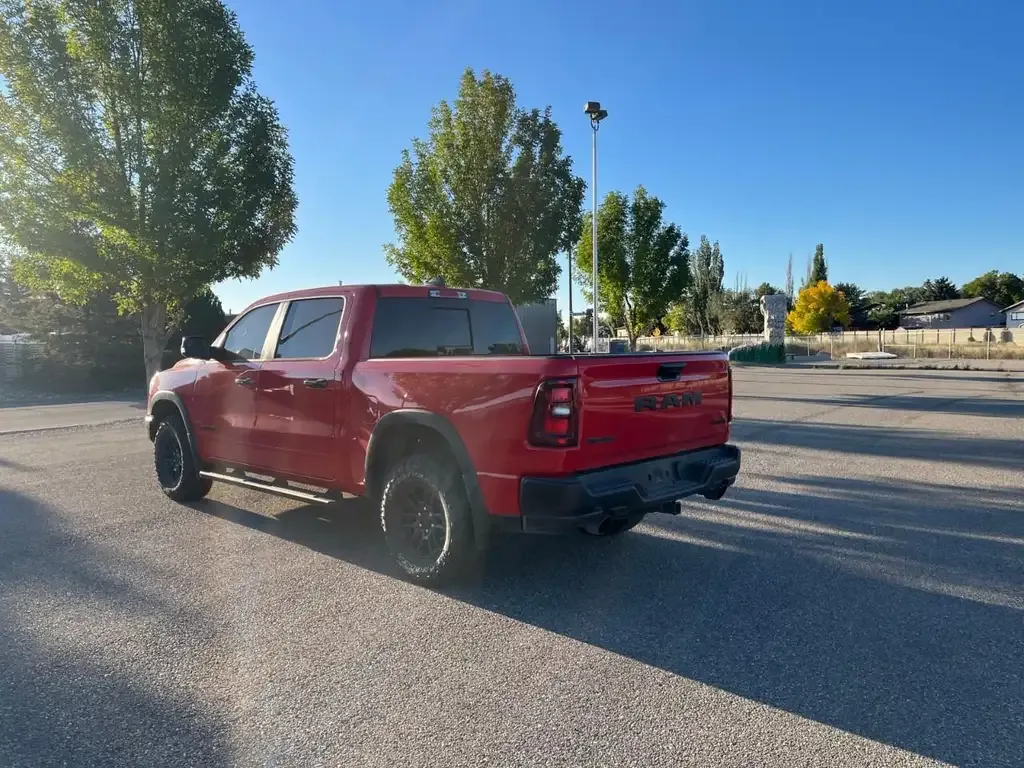 Ram 1500 2025 photo 2