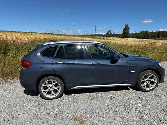 BMW X1 2010 photo 3