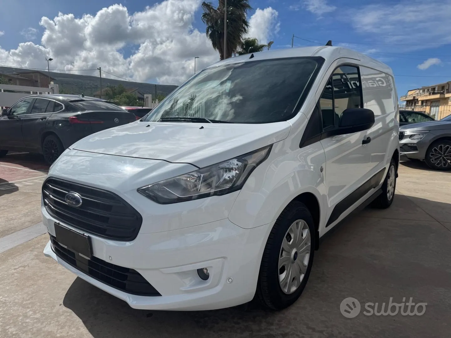 Ford Transit Connect 2023 photo 2