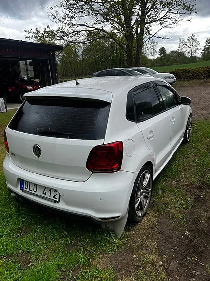 Volkswagen Polo 2011 photo 5