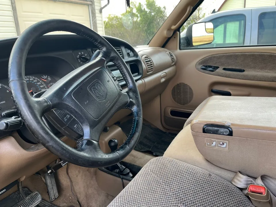 Dodge Magnum 2001 photo 5