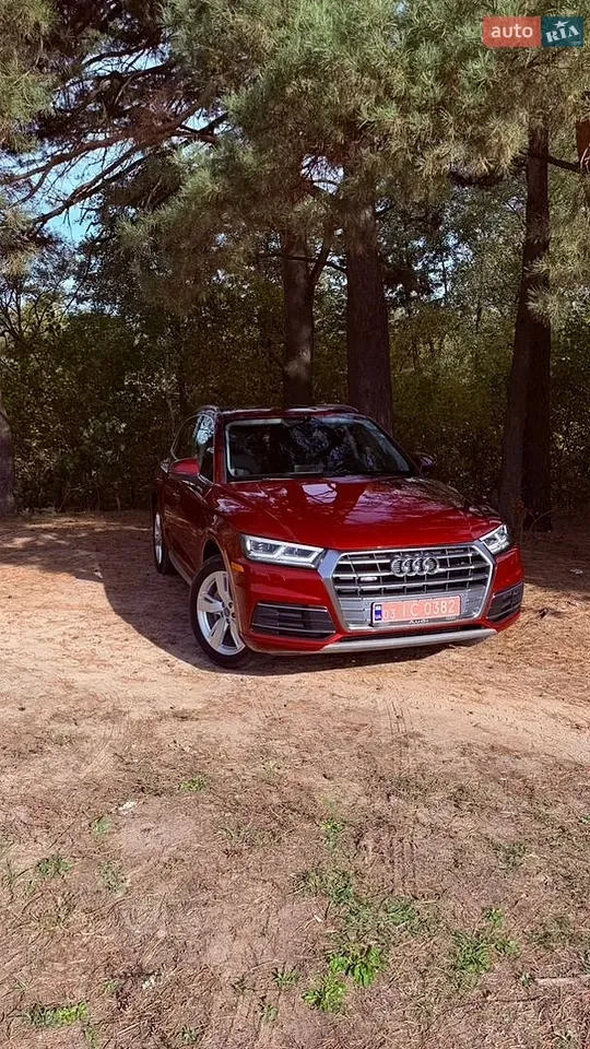 Audi Q5 2017 photo 2