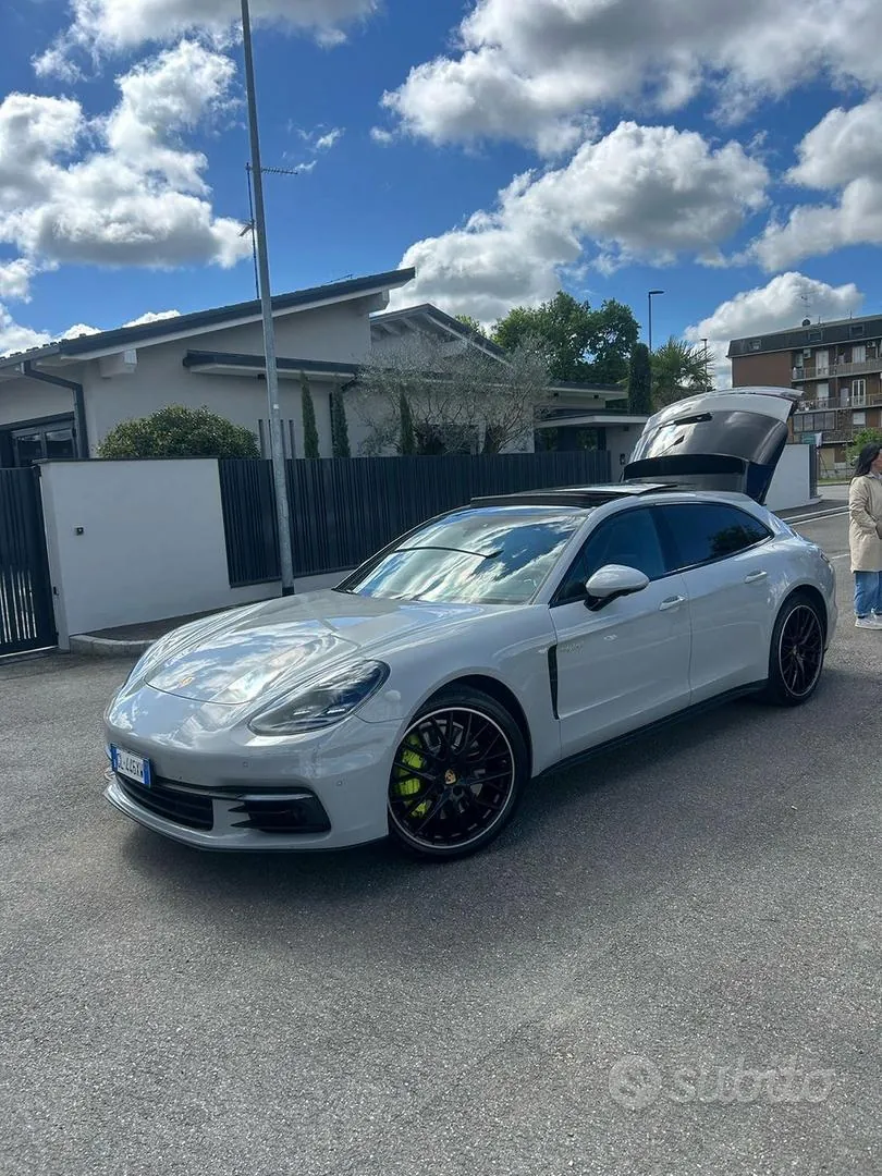 Porsche Panamera 2018 photo 3