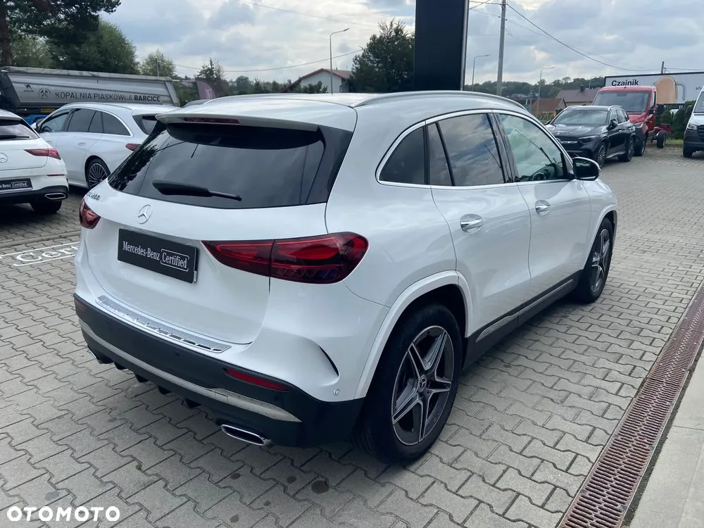 Mercedes-Benz Gla 2025 photo 4