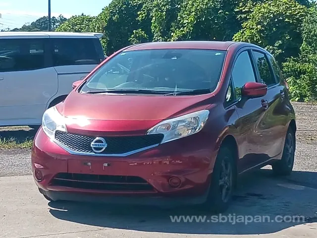 Nissan Note X 2015 photo 3