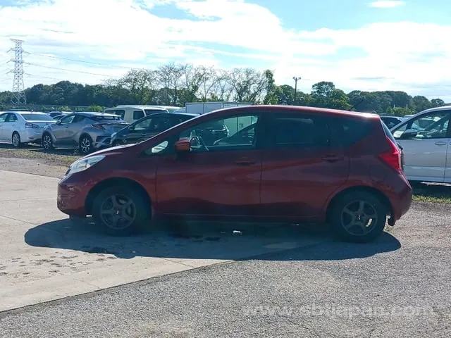 Nissan Note X 2015 photo 4