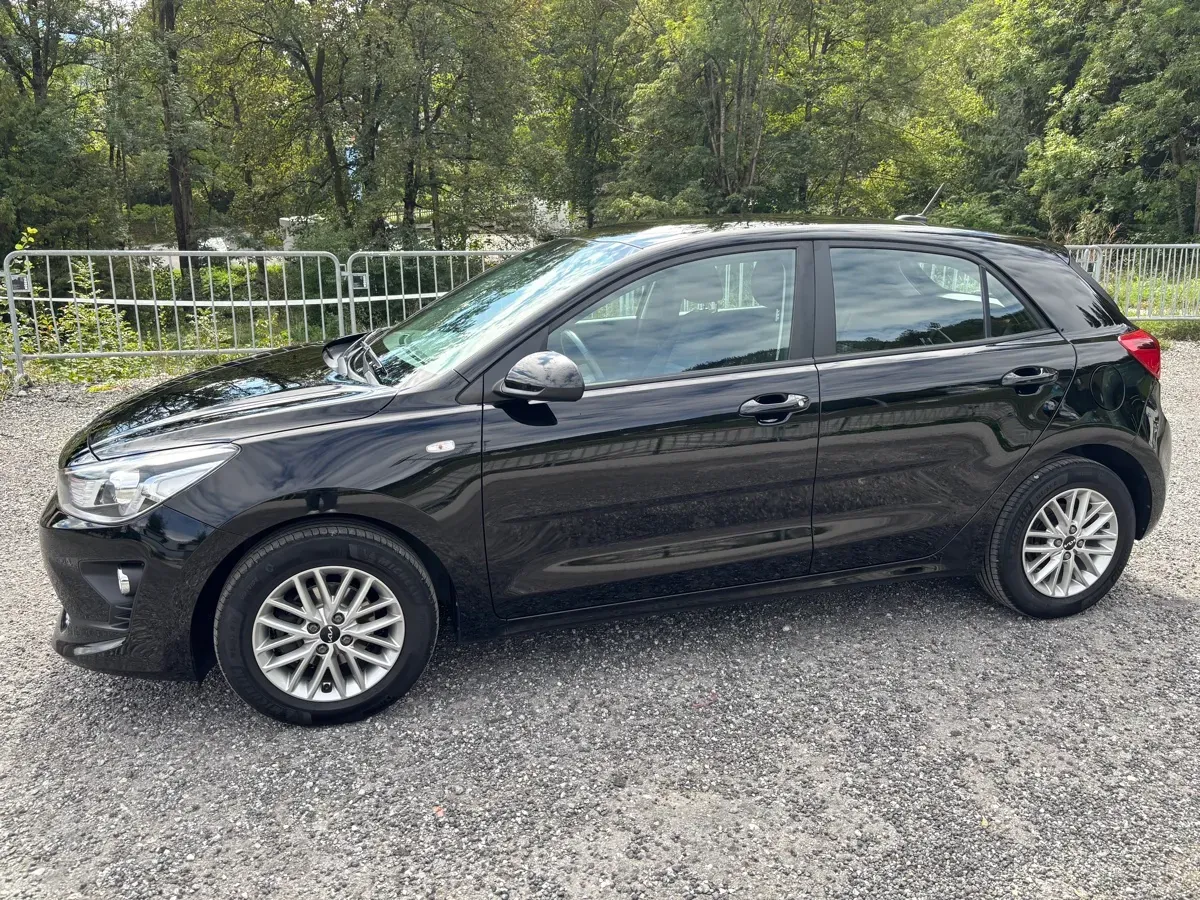 Kia Rio 2021 photo 2