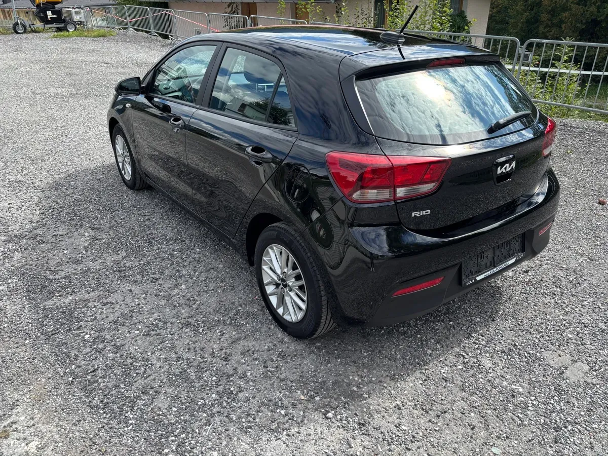 Kia Rio 2021 photo 3