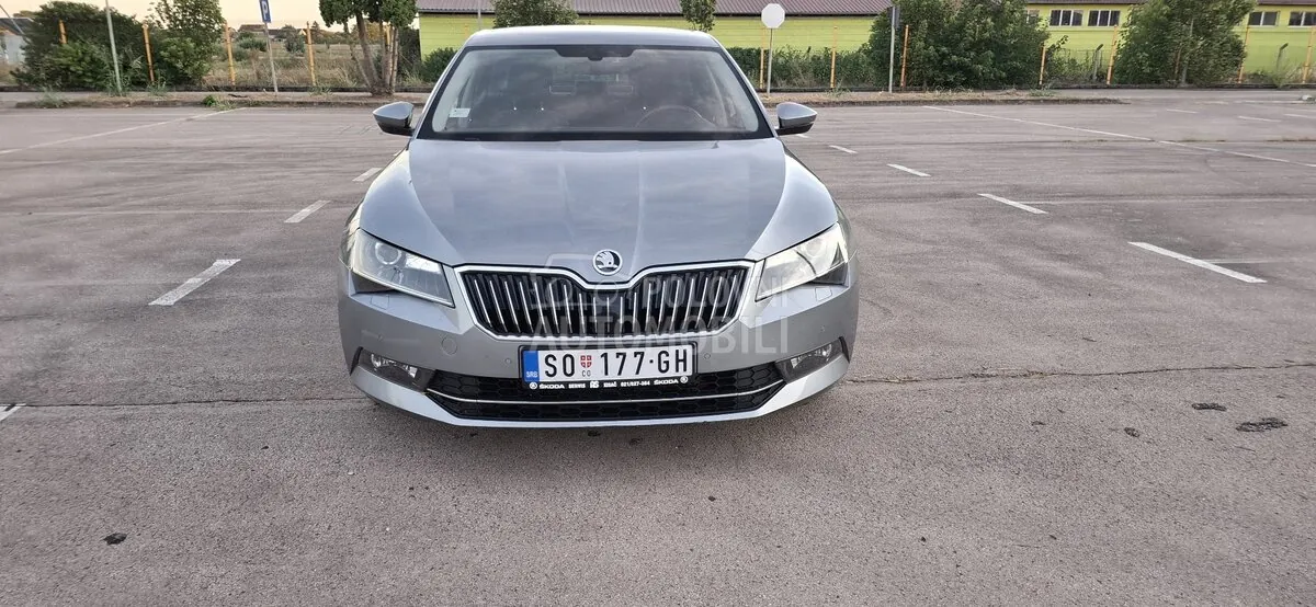 Skoda Superb 2016 photo 3