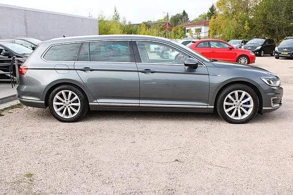 Volkswagen Passat 2016 photo 3