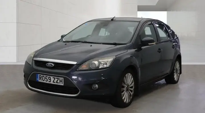 Ford Focus 2009 photo 2