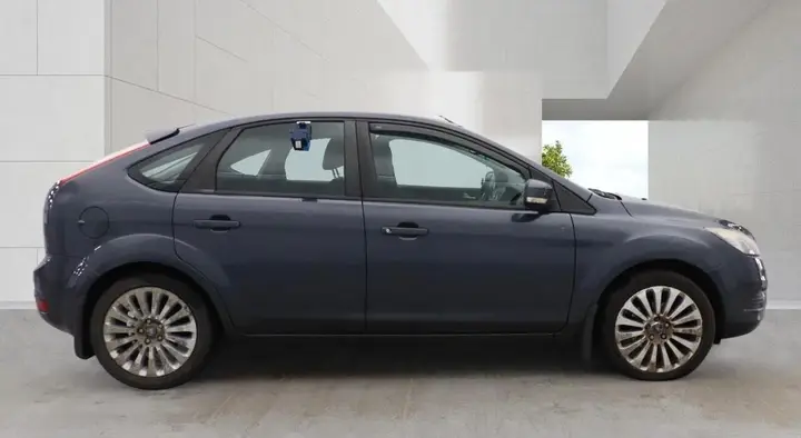Ford Focus 2009 photo 5