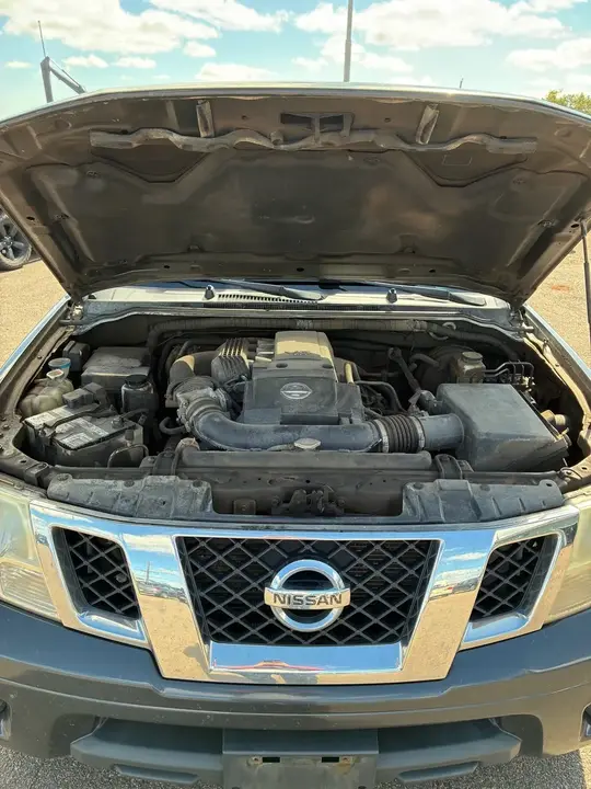 Nissan Frontier 2015 photo 5