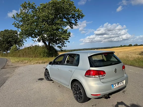 Volkswagen Golf 2008 photo 4