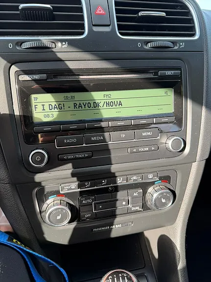 Volkswagen Golf 2008 photo 3