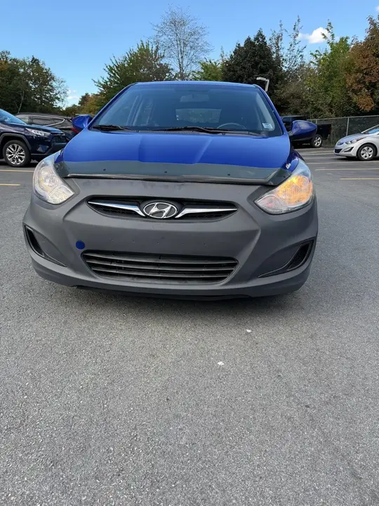 Hyundai Accent 2012 photo 2