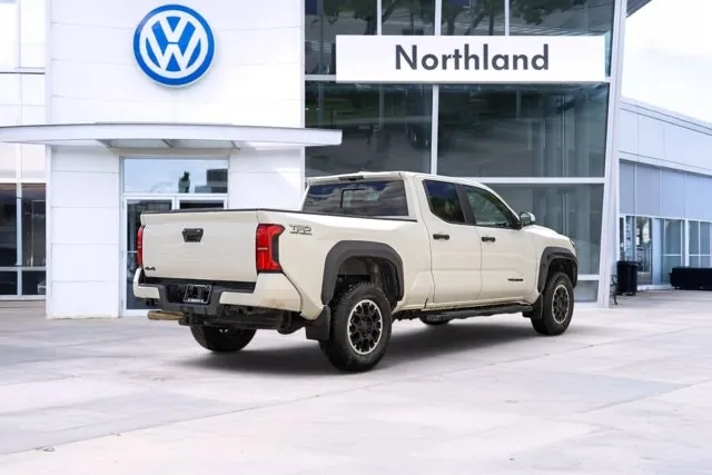 Toyota Tacoma 2024 photo 4