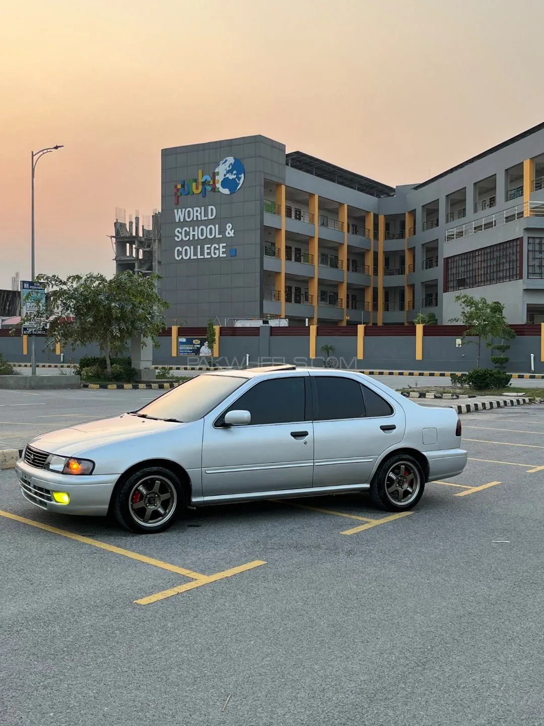 Nissan Sunny