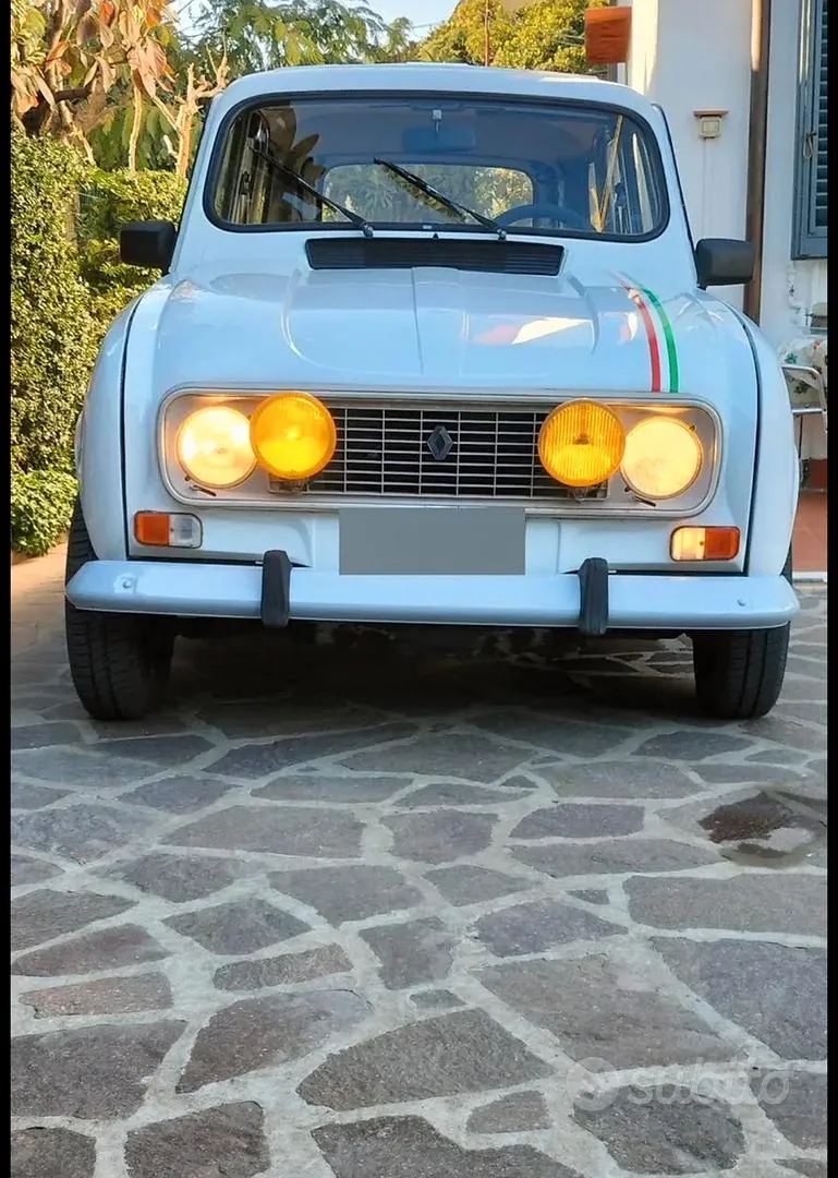 Renault 4 1988 photo 2