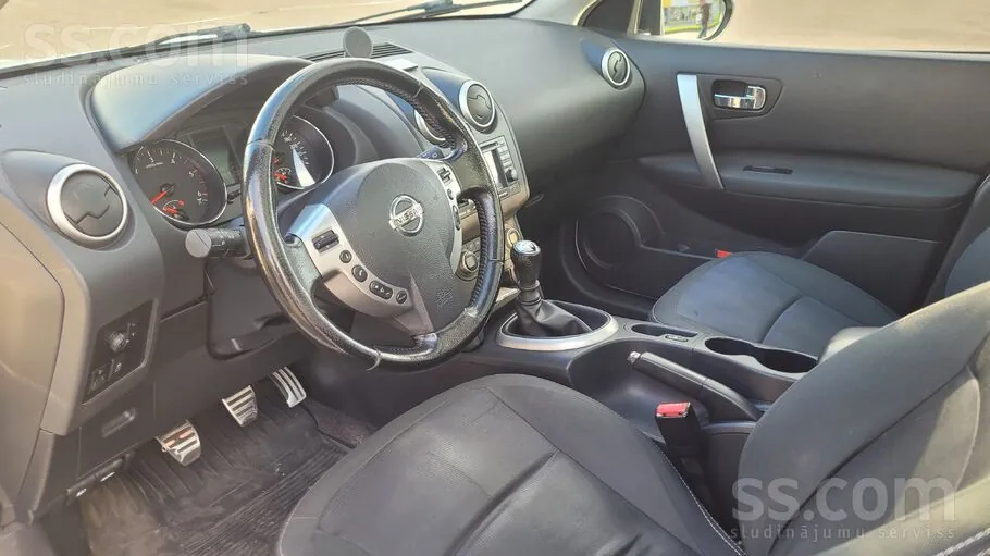 Nissan Qashqai 2011 photo 4