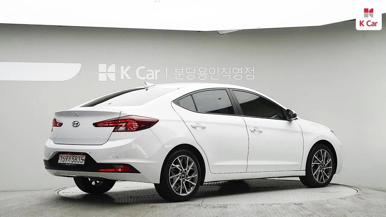 Hyundai Avante 2020 photo 4
