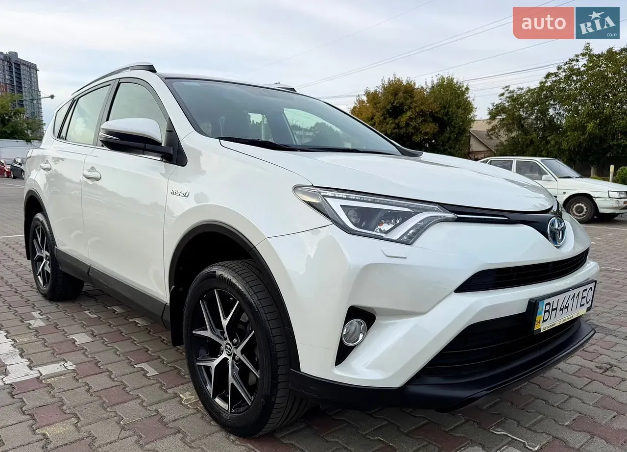 Toyota Rav4 2017 photo 5