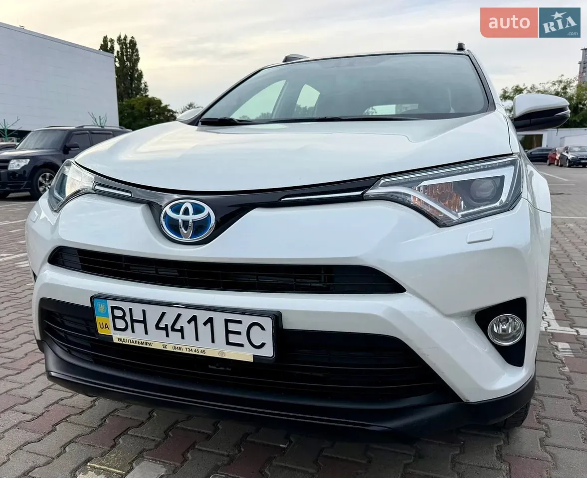 Toyota Rav4 2017 photo 3