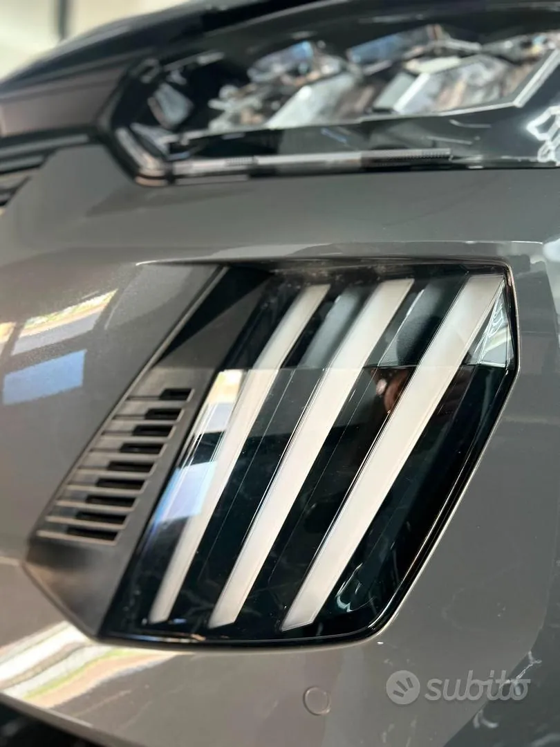 Peugeot 208 2025 photo 4