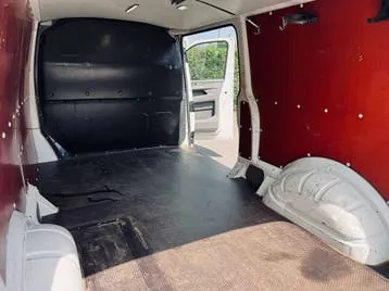 Volkswagen T6 Transporter 2020 photo 2