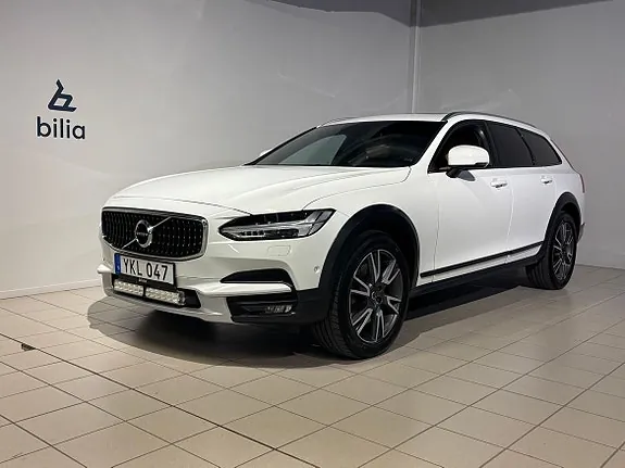 Volvo V90 Cross Country