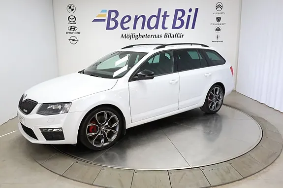 Skoda Octavia 2015 photo 5
