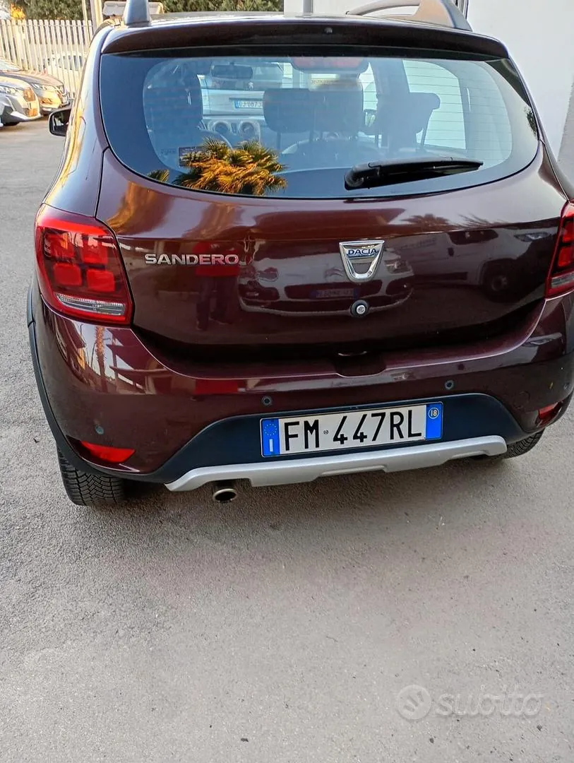 Dacia Sandero 2018 photo 2