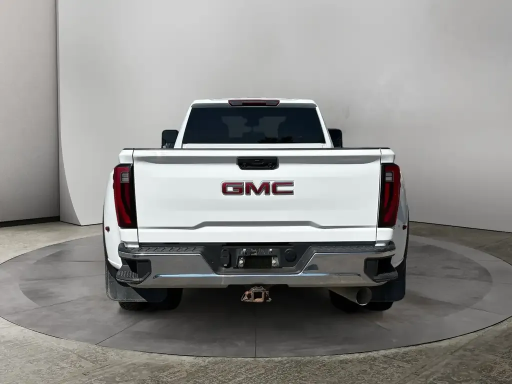 GMC Sierra 3500Hd 2024 photo 4