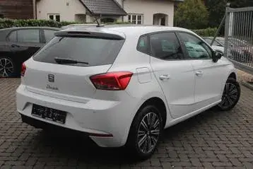 Seat Ibiza 2023 photo 2