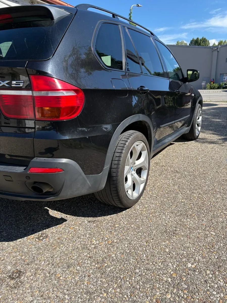 BMW X5 2010 photo 3