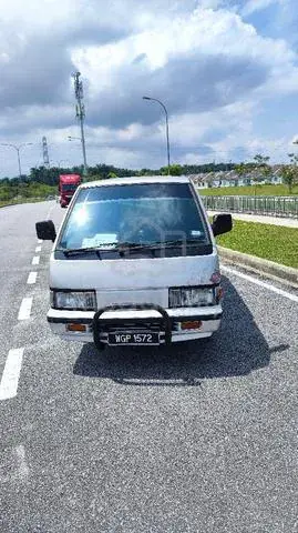 Nissan Vanette