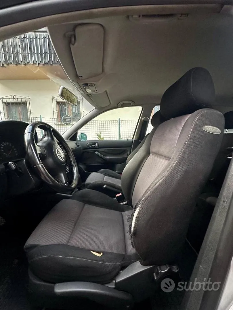Volkswagen Golf 2001 photo 4