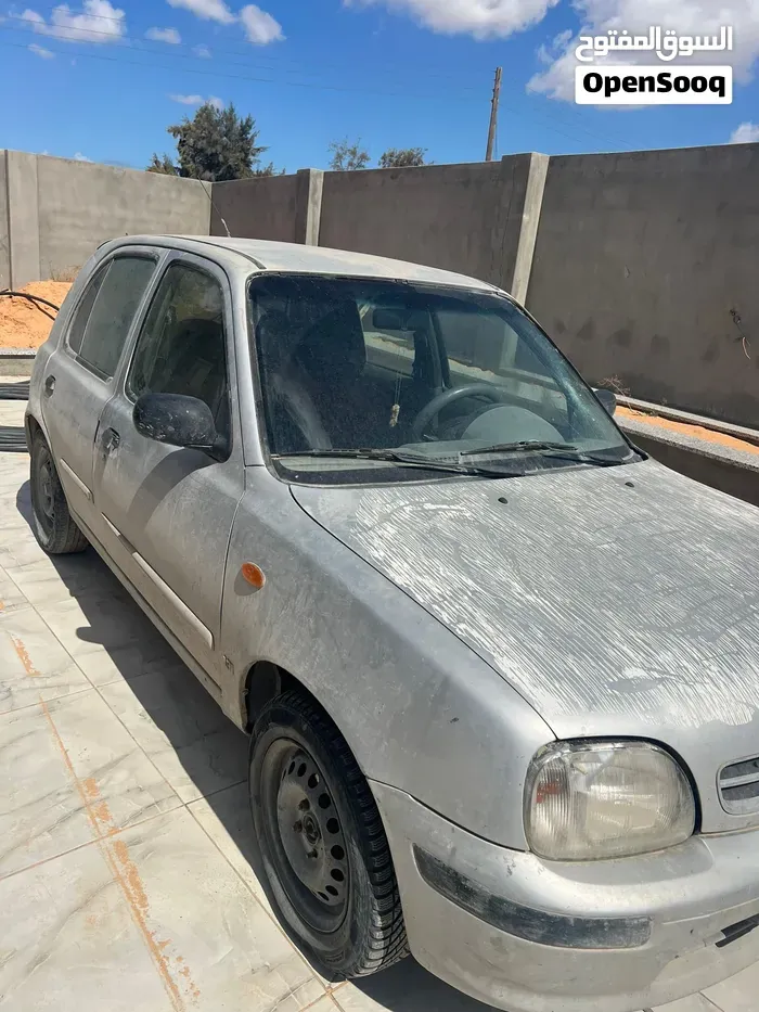 Nissan Micra 2000 photo 4