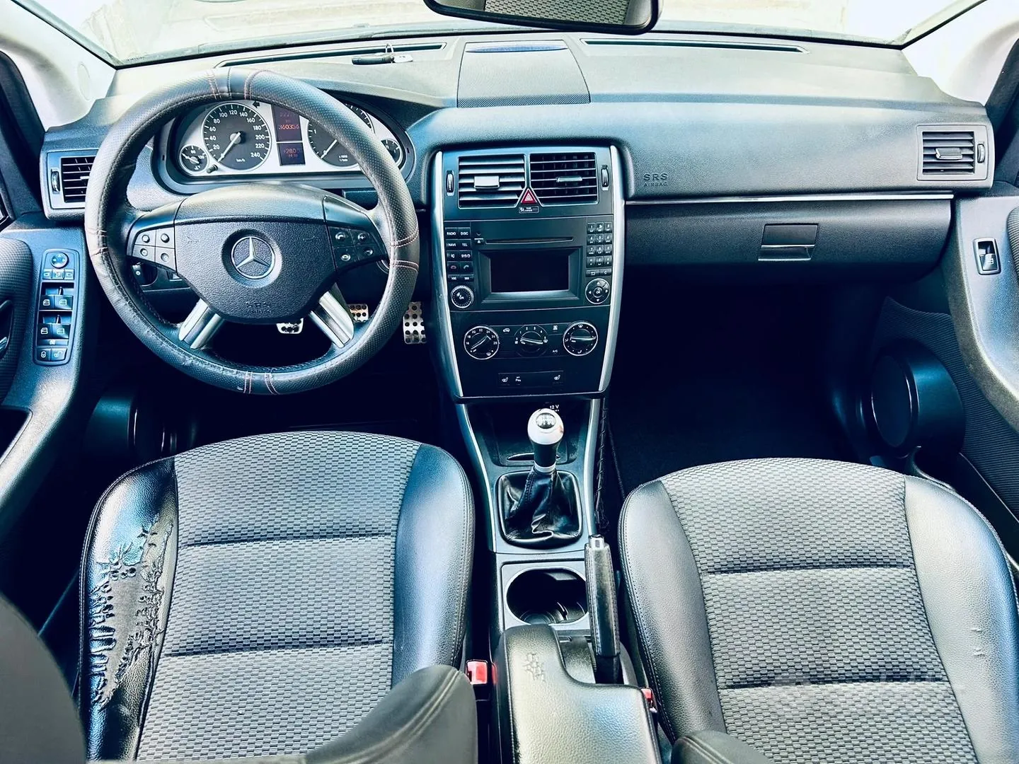 Mercedes-Benz B-Class 2010 photo 5