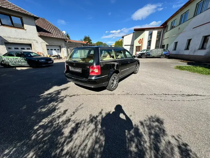 Volkswagen Passat 2002 photo 3